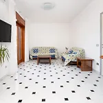Capo Sereno - Large & Bright With Terrace Apartamento *