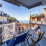 Capo Sereno - Large & Bright With Terrace *