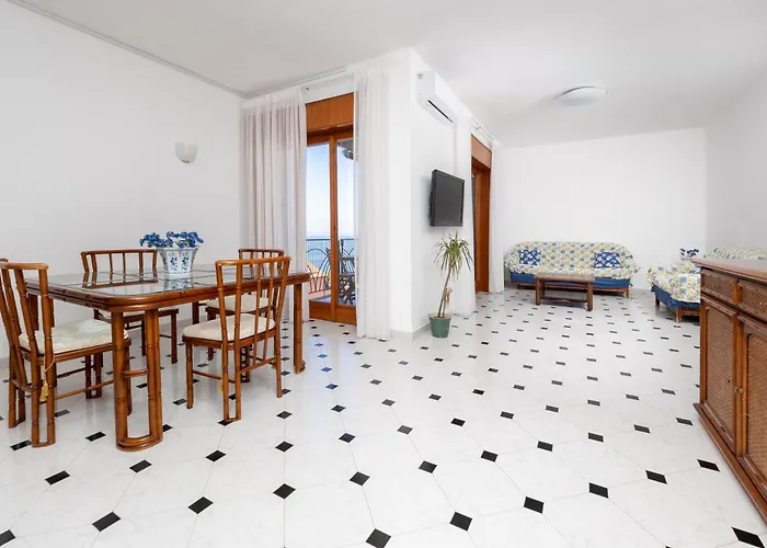Capo Sereno - Large & Bright With Terrace Διαμέρισμα